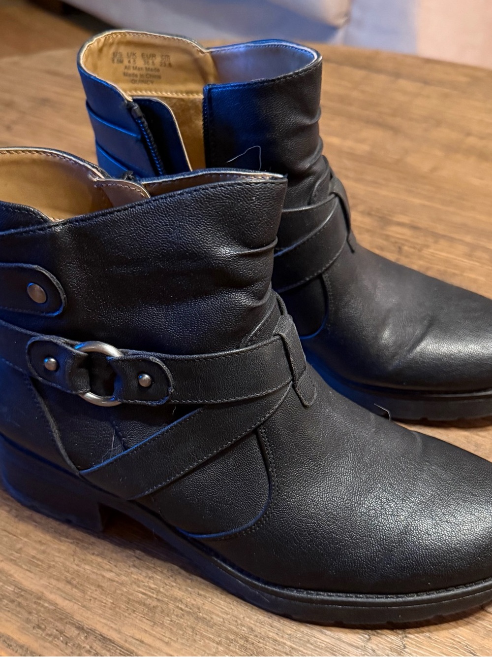 Natural Soul Black Faux-Leather Buckle Ankle Boots 6.5